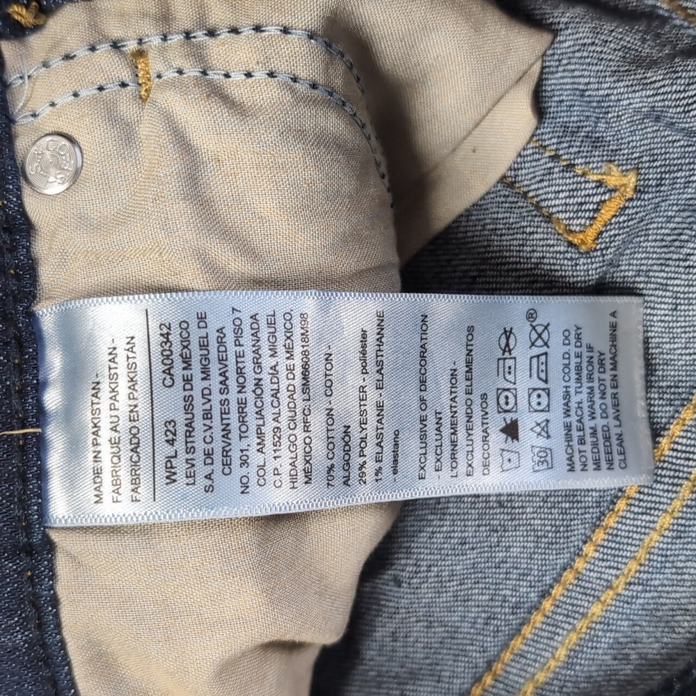 ❌SOLD❌Levi's Women's Soft Stretch High Waist Skinny Jeans, Classic Dark Wash, 27 - Picture 11 of 11